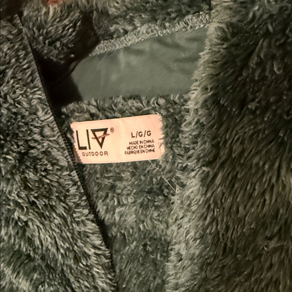 Liv Outdoor Women's Green Fleece Sweater - Picture 4 of 6